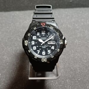 Casio Watch Men Black 5125 MRW-200H 100M Day Date 100M New Battery watch still h